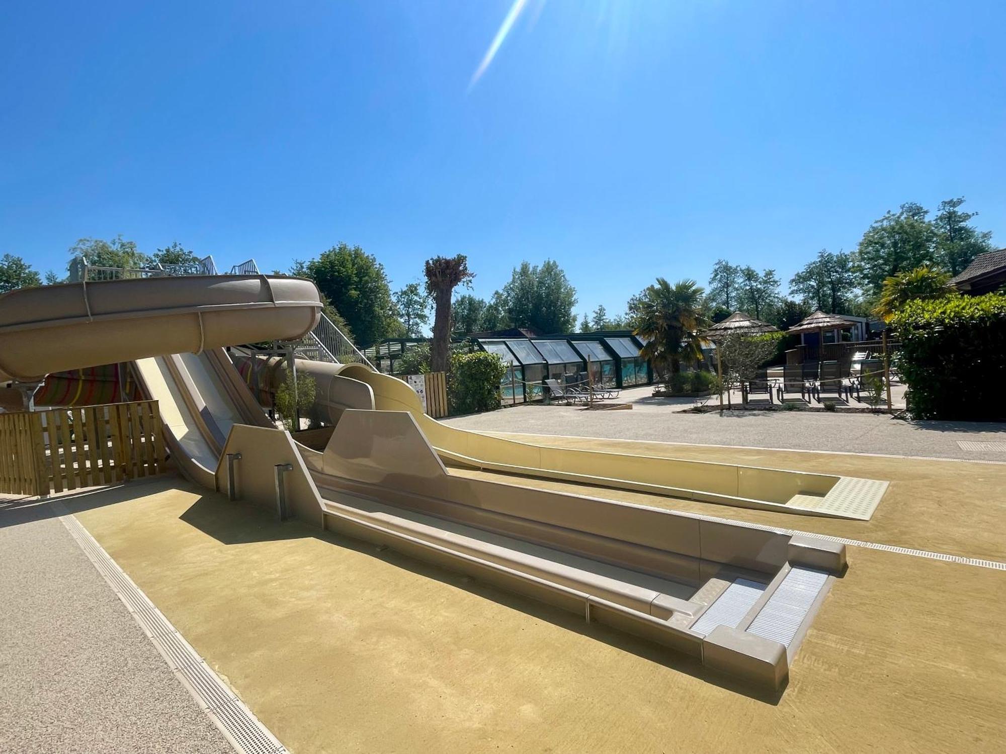 Camping Caravaning Les Tourterelles 4*